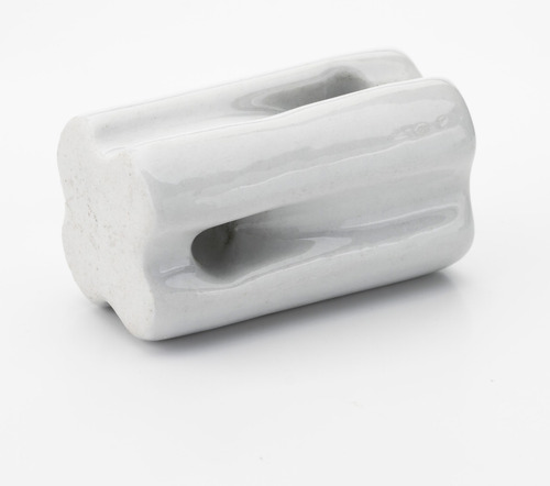 Aislador Currucula Porc/Bca 38X38 Porcelectrio 26