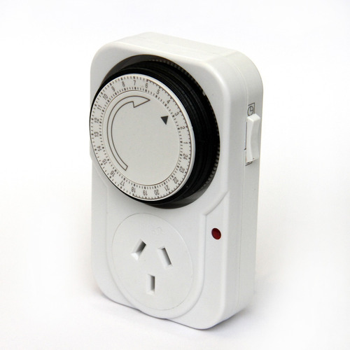 [76986] Interruptor Horario Mecánico Enchufable 10A - GE TD02M