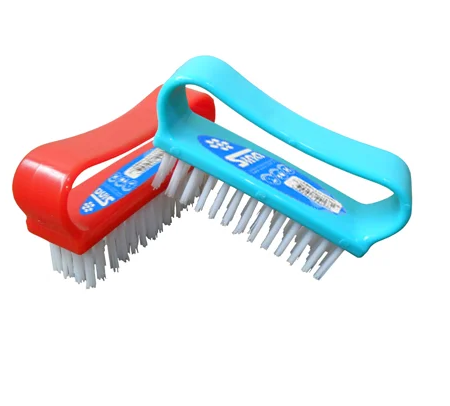 [70289] Cepillo De Uñas Simple Base Plastica
